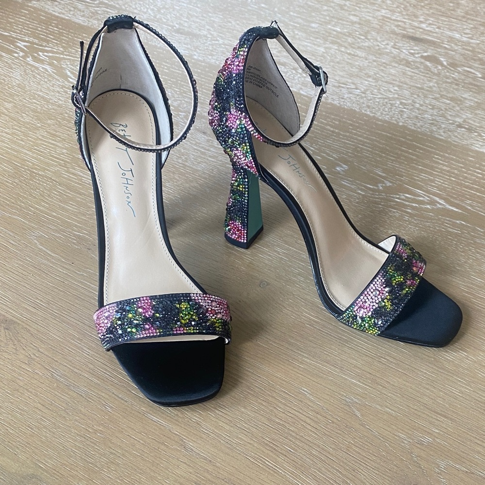 Betsey Johnson Black and Pink Floral Heels